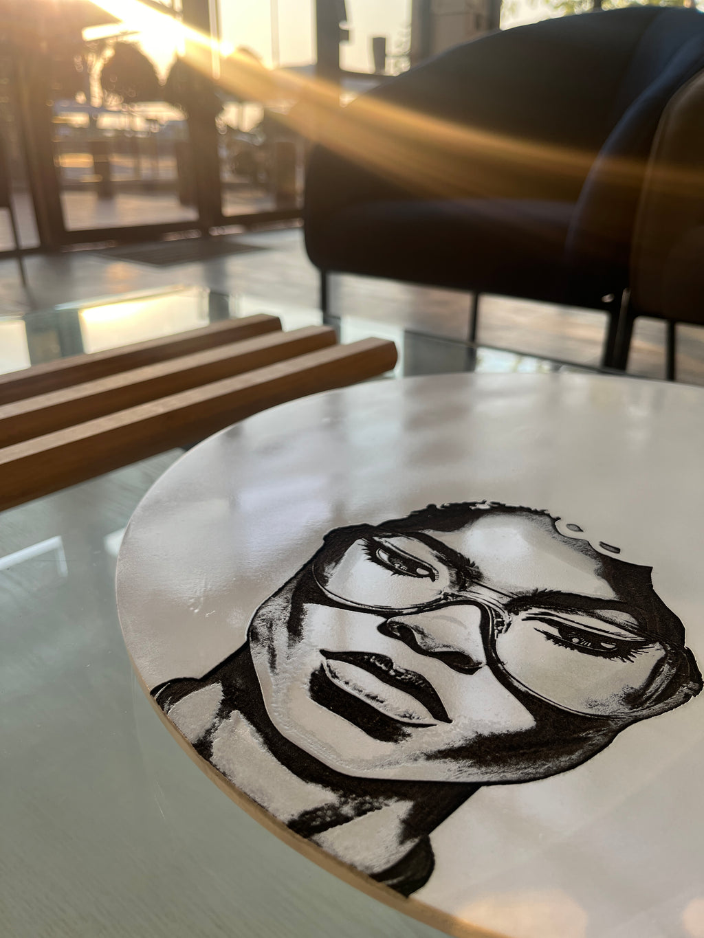 Amani Table
